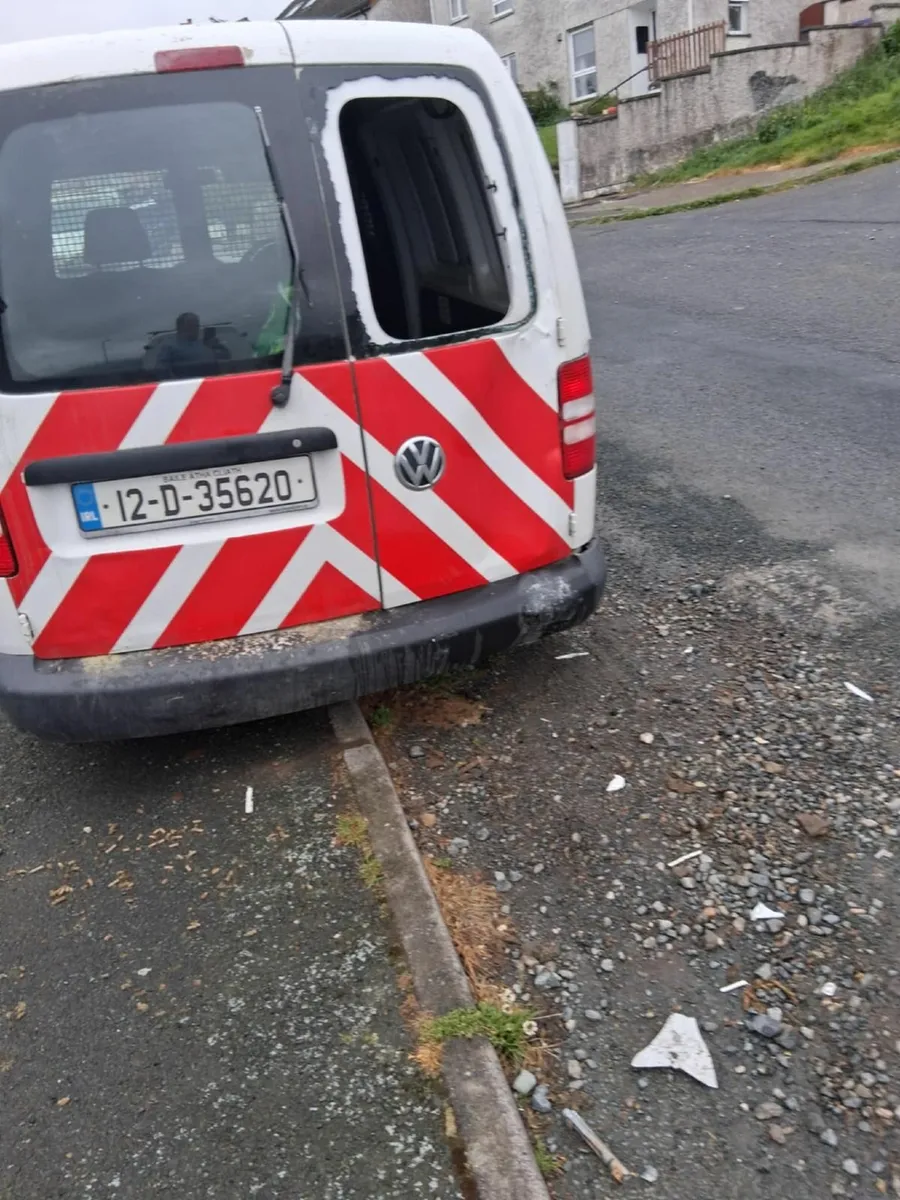 Volkswagen Caddy 2012 - Image 4