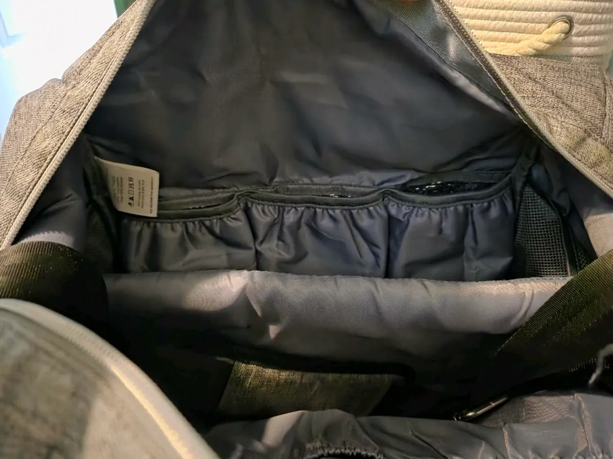 Baby changing bag - Image 4