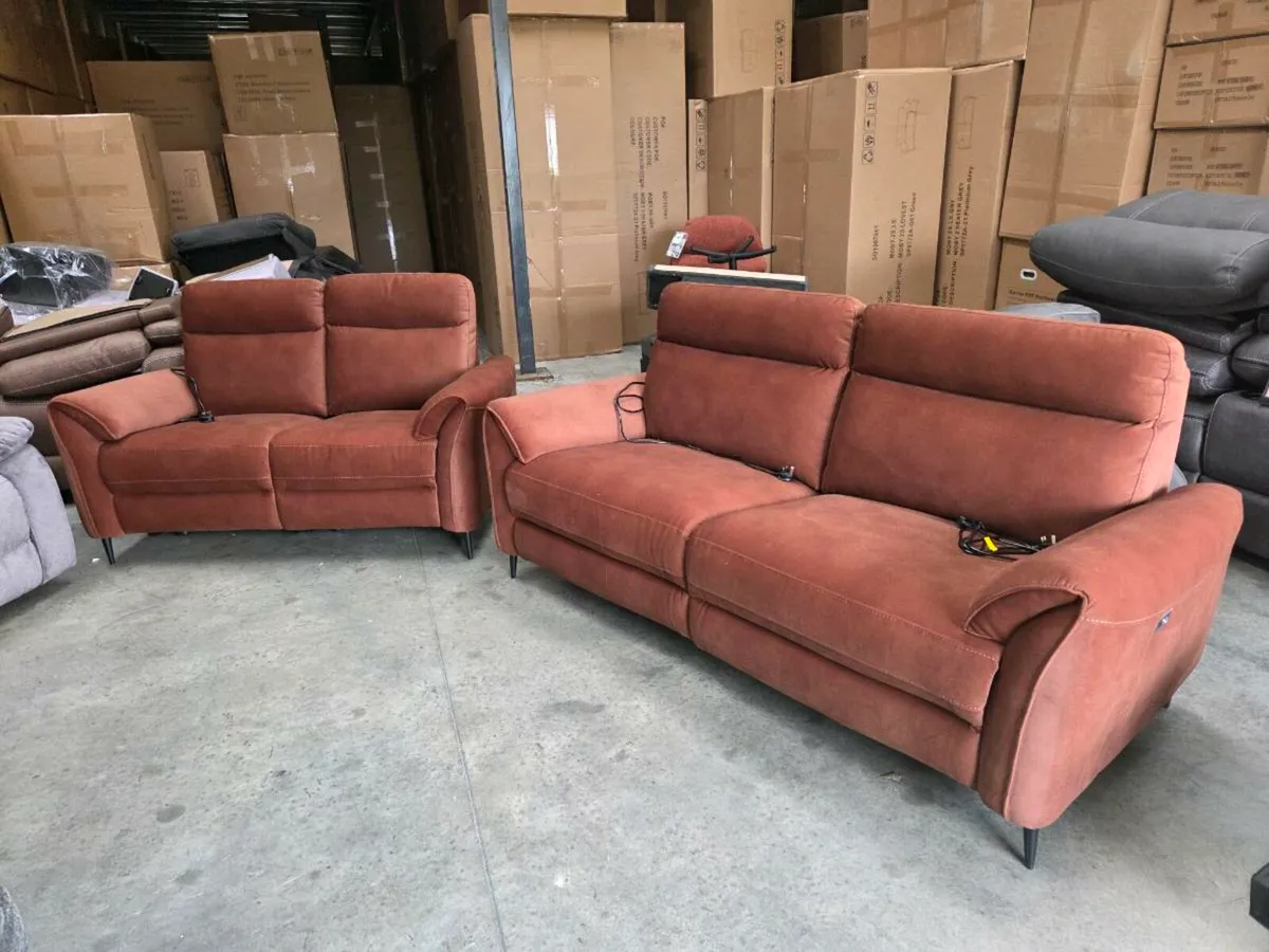 Arbour 3 plus 2 electric recliner sofas reduced