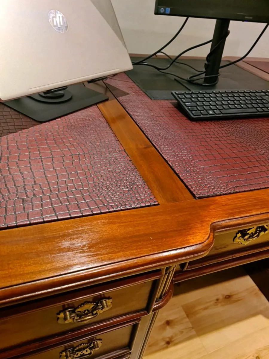 Office desk - Image 4