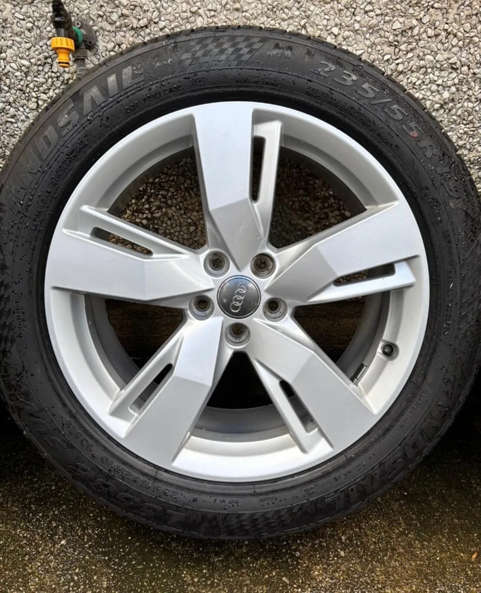 Alloy Wheels 19inch Audi Q5 Perfect Tyres - Image 3