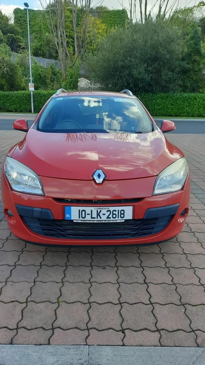 Renault Megane 2010 - Image 1