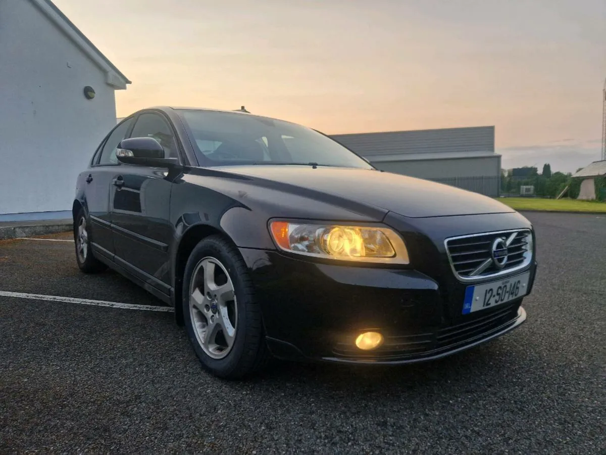 2012 VOLVO S40 D2 NEW NCT 5/26 €3450 ono! - Image 1