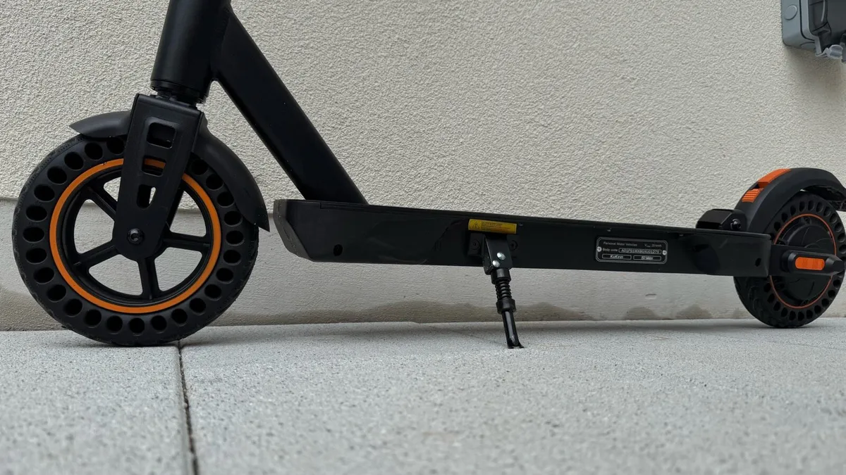 Kukirin S1 Max e-scooter (USED ONCE FOR REVIEW) - Image 2