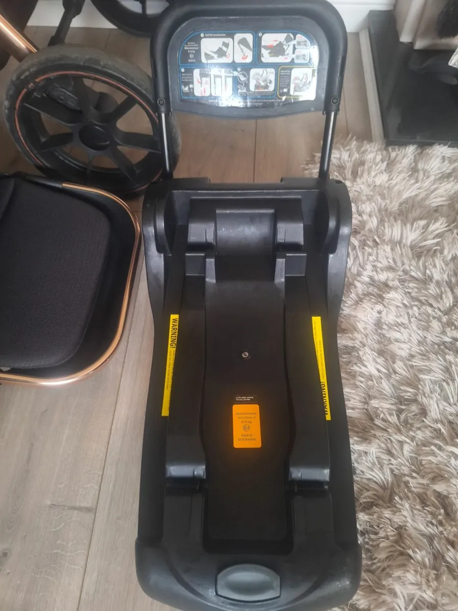 3 in 1 Travel System - Image 2