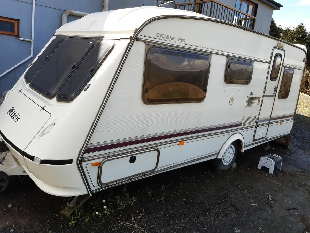 caravan - Image 4