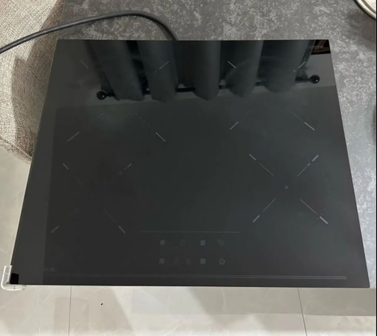 Vitroceramic hob with touch control 60cm - Image 1