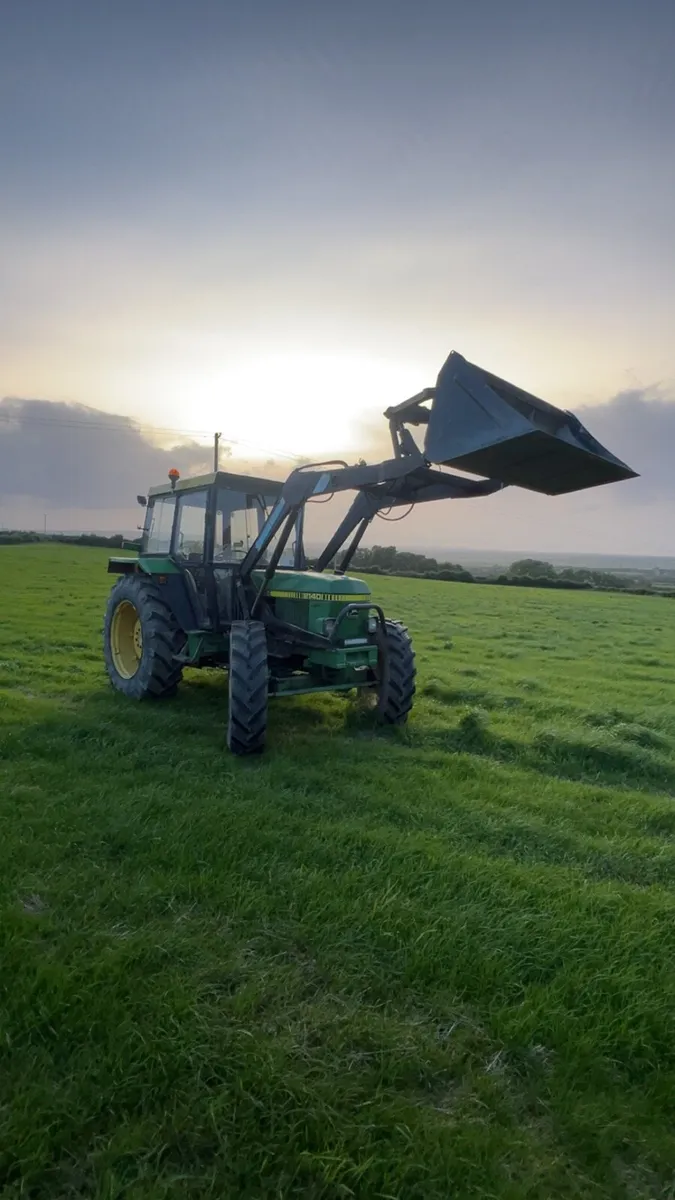 John Deere 2140 - Image 2