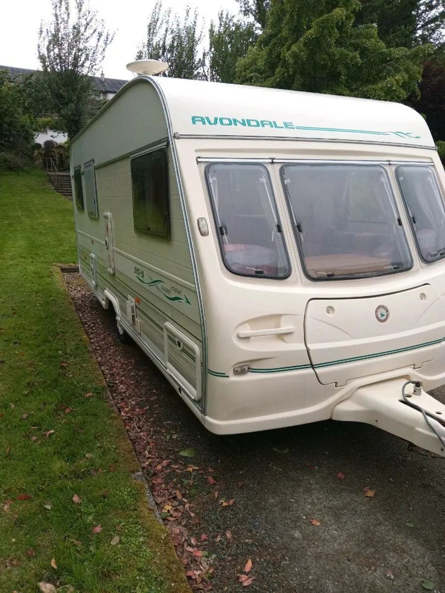 Caravan   5 berth - Image 3