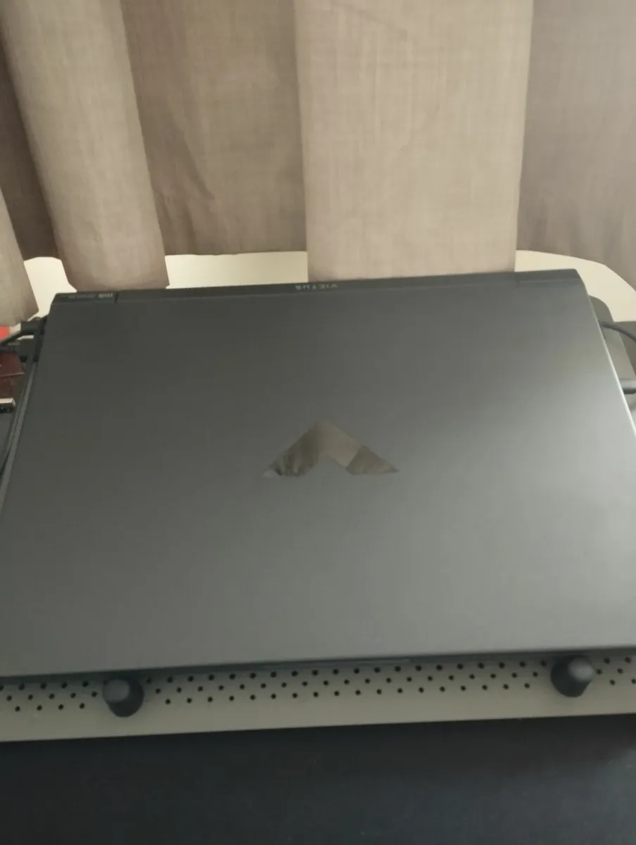 Gaming Laptop HP Victus – - Image 1