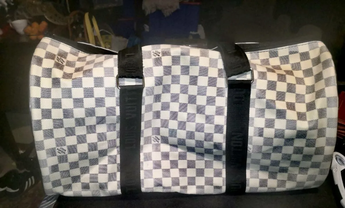Unused weekender bag - Image 1