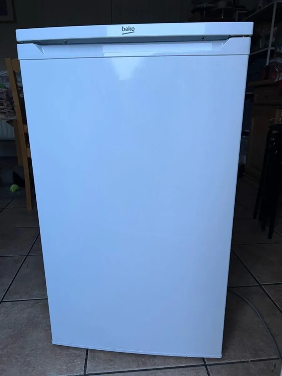Beko undercounter fridge. - Image 2
