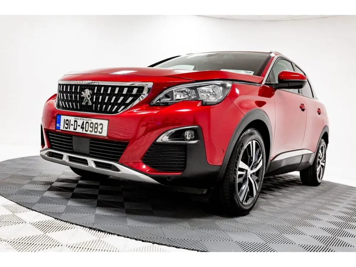 Peugeot 3008 Allure 1.2 Petrol 130HP - Image 3