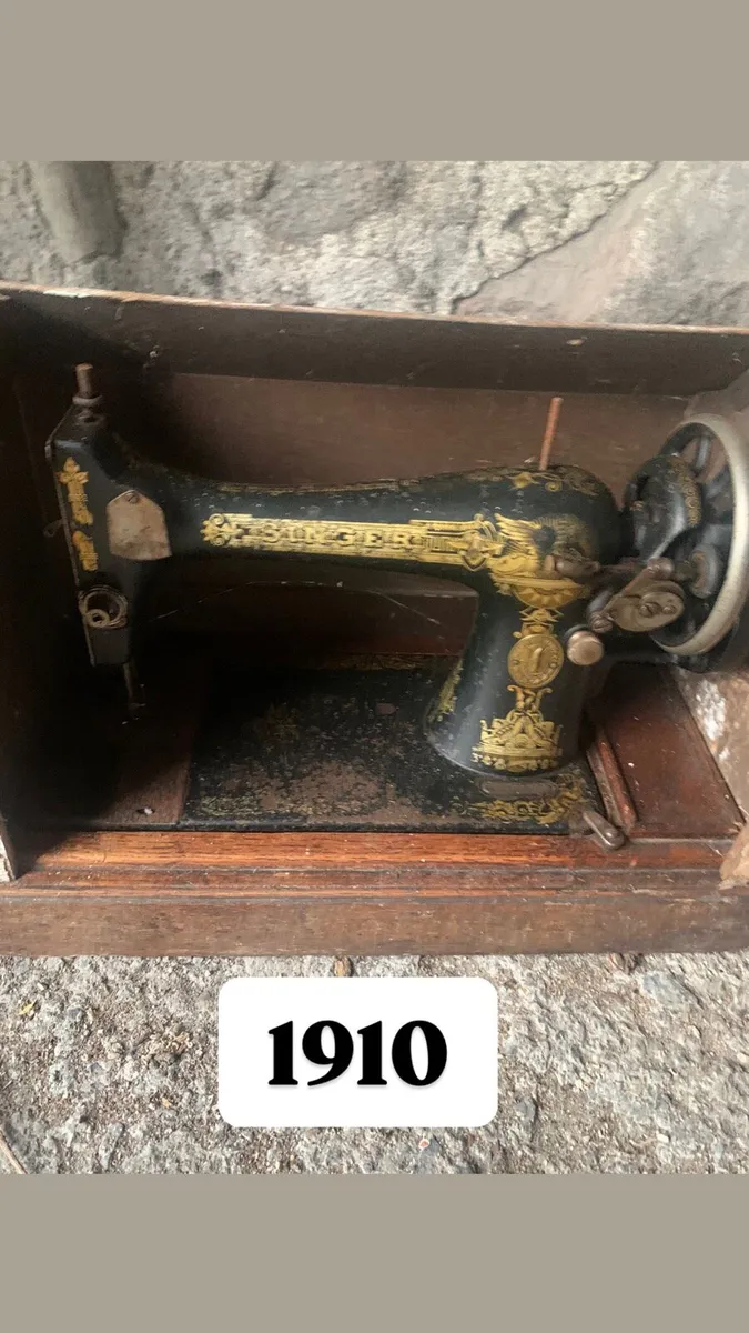 2 Antique Sewing Machines - Image 1