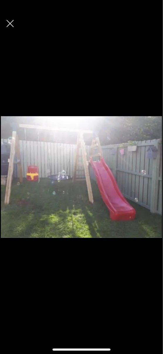 Swing set - Image 2