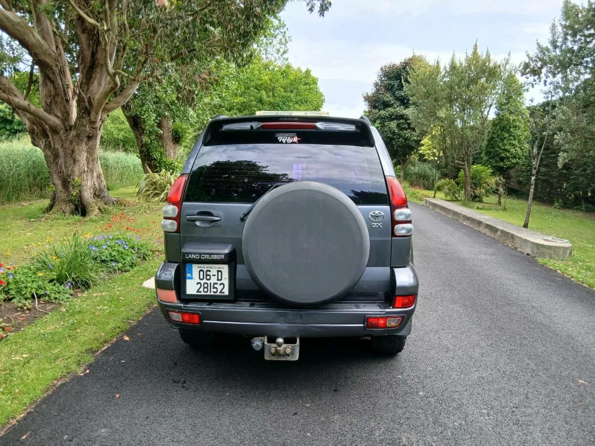 Toyota LANDCRUSER LCI automatic - Image 4