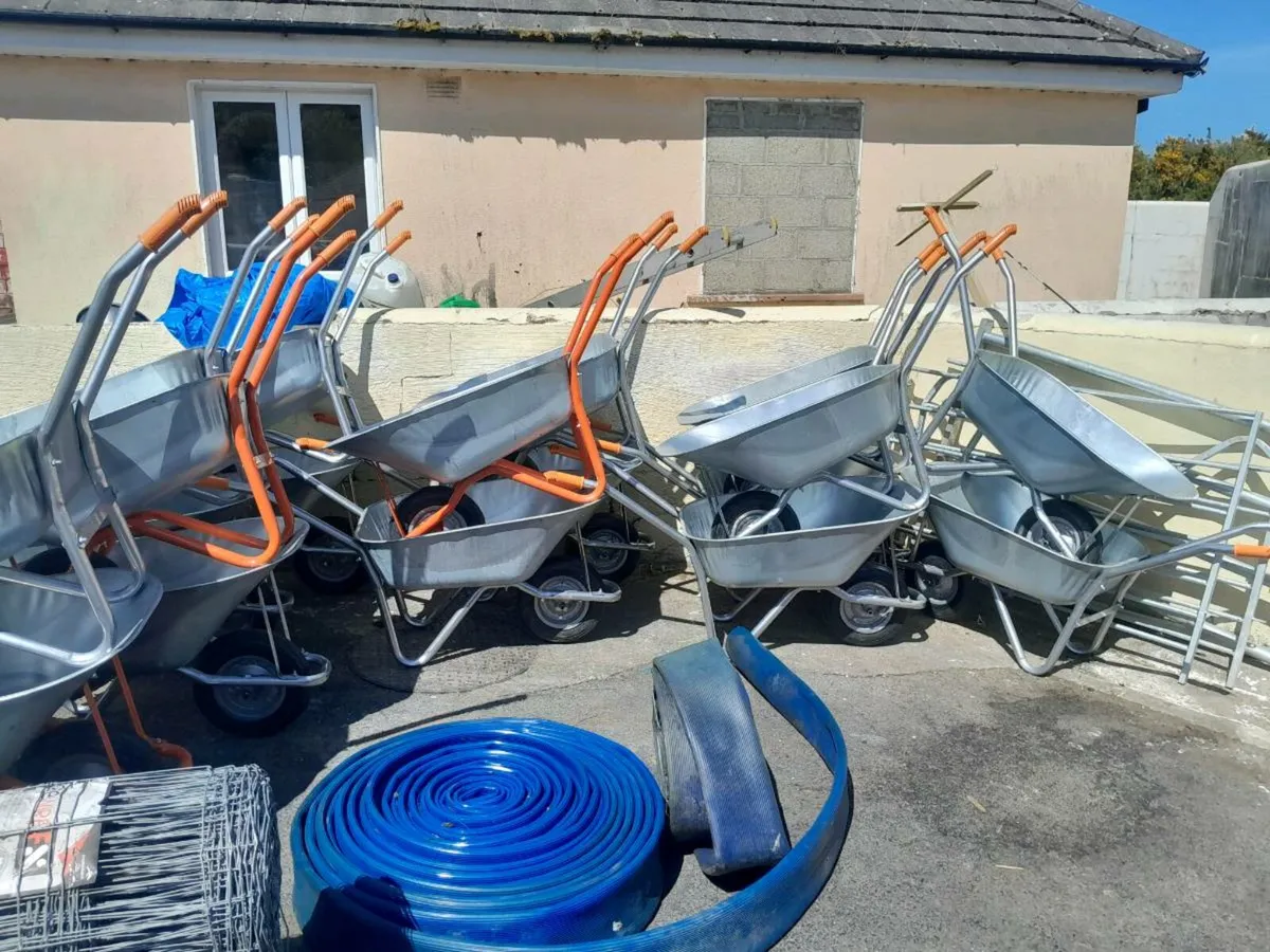 Wheelbarrows on sale - Image 1