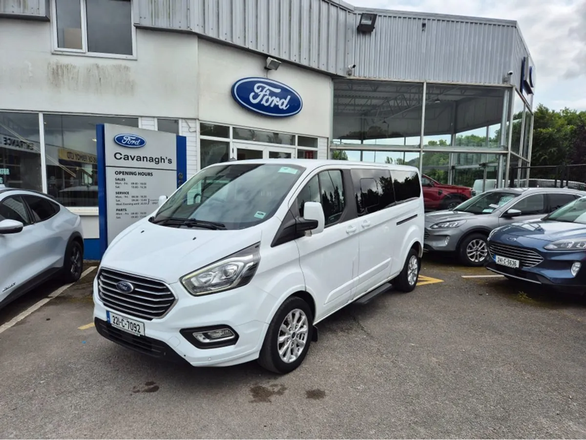 Ford Tourneo Custom 125 T35 0 BUS M1 320L Limited - Image 1