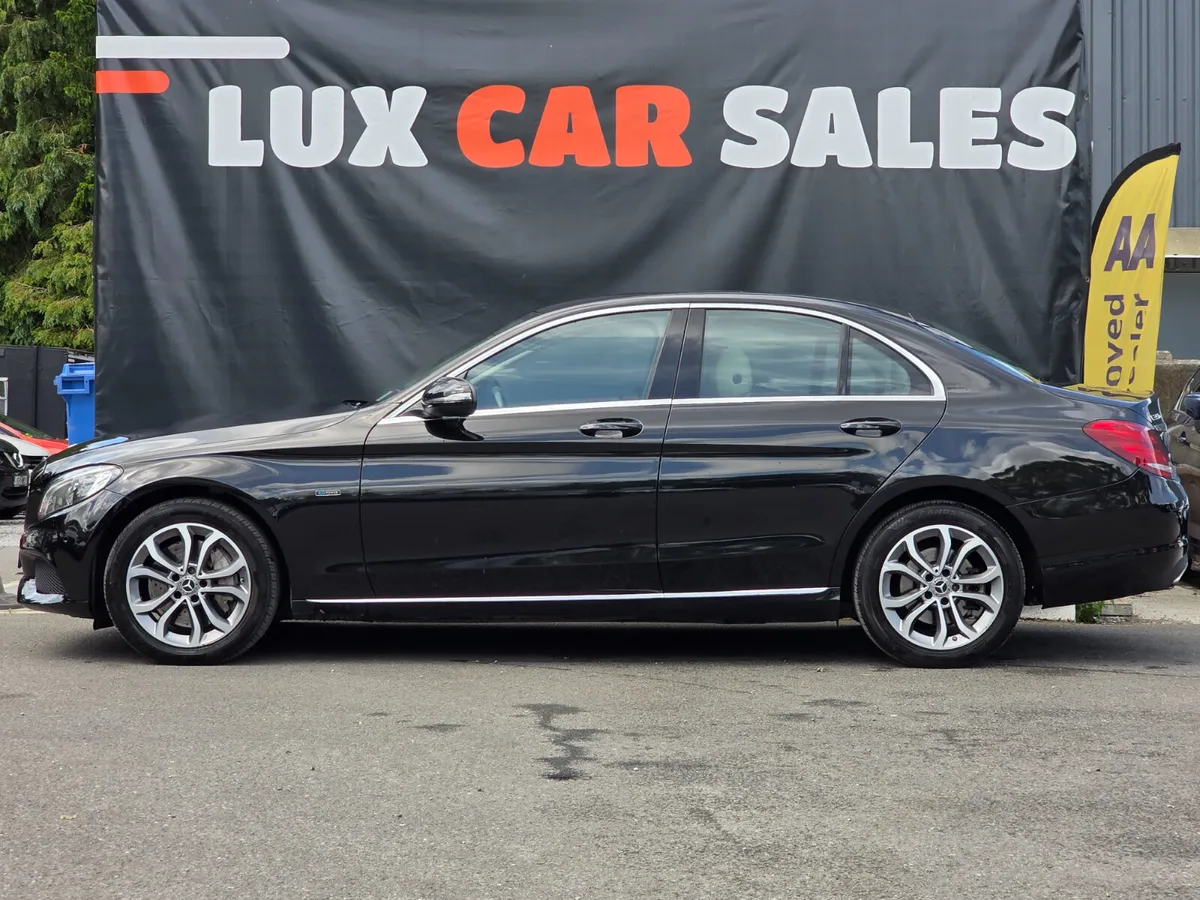 2018 Mercedes-Benz C350E SPORT HYBRID - Image 3
