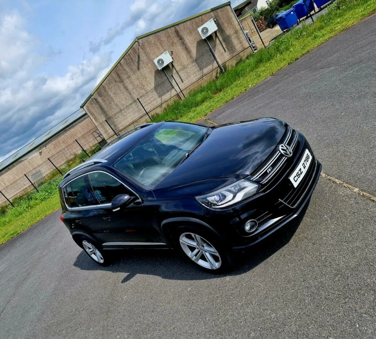2014 Volkswagen tiguan R line 2.0 tdi manual - Image 4