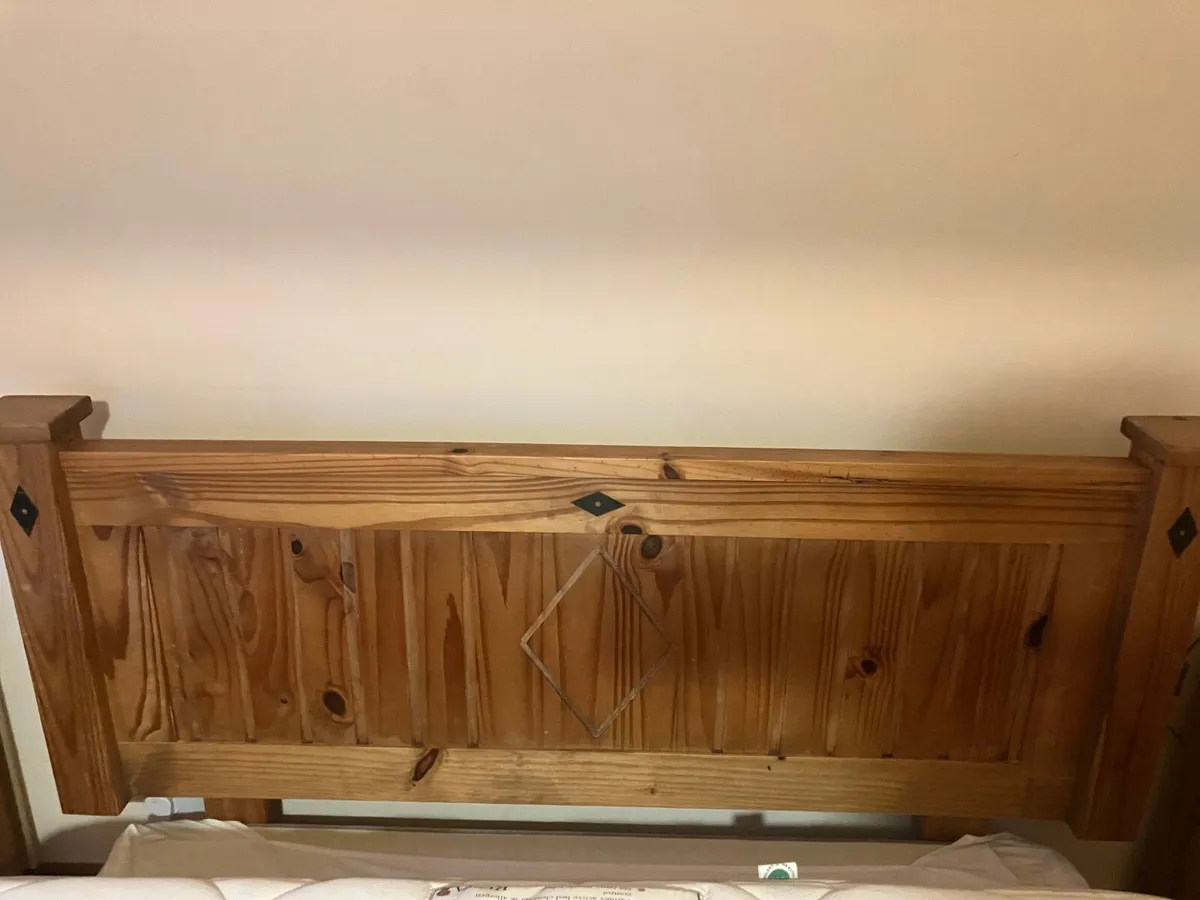Bedroom furniture - Image 3