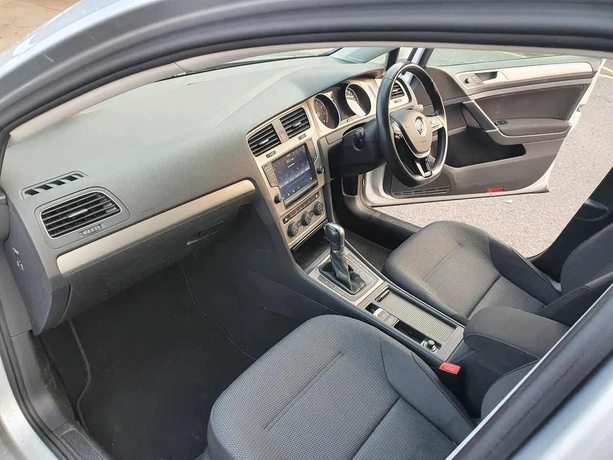Volkswagen Golf 2016 nct automatic - Image 4