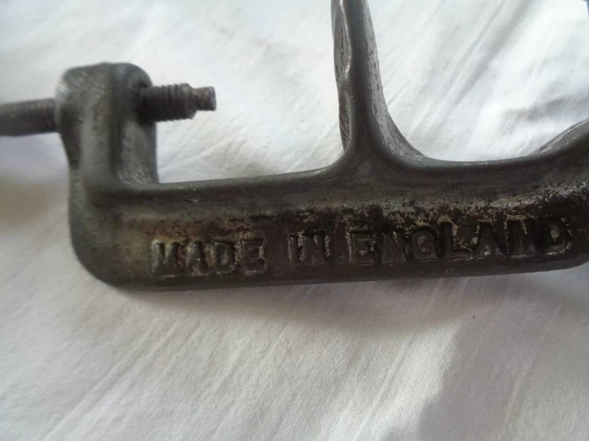 Vintage OK Food Mincer No.10 for Sale - Image 3