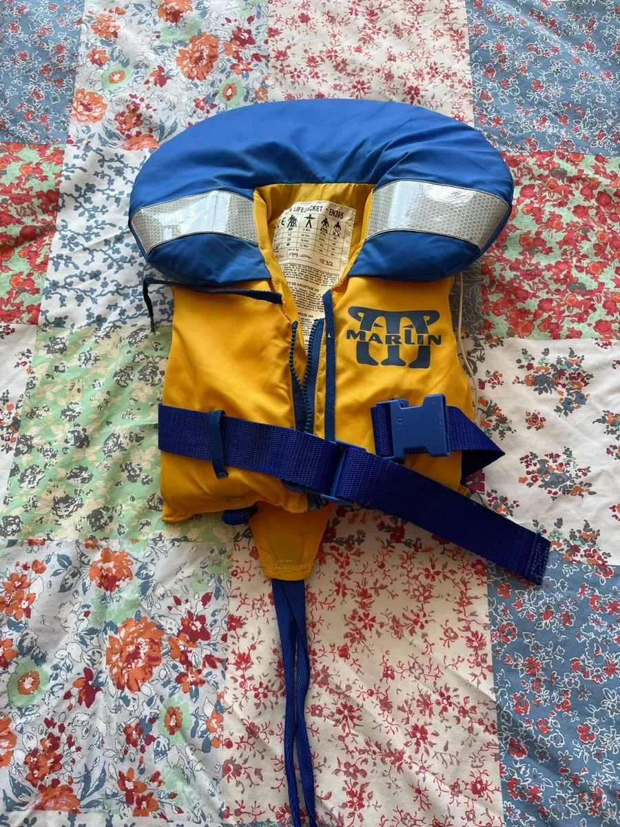 Life jacket - Image 1