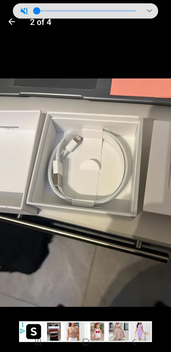 brand new apple ear.pods ..never used still in box - Image 2