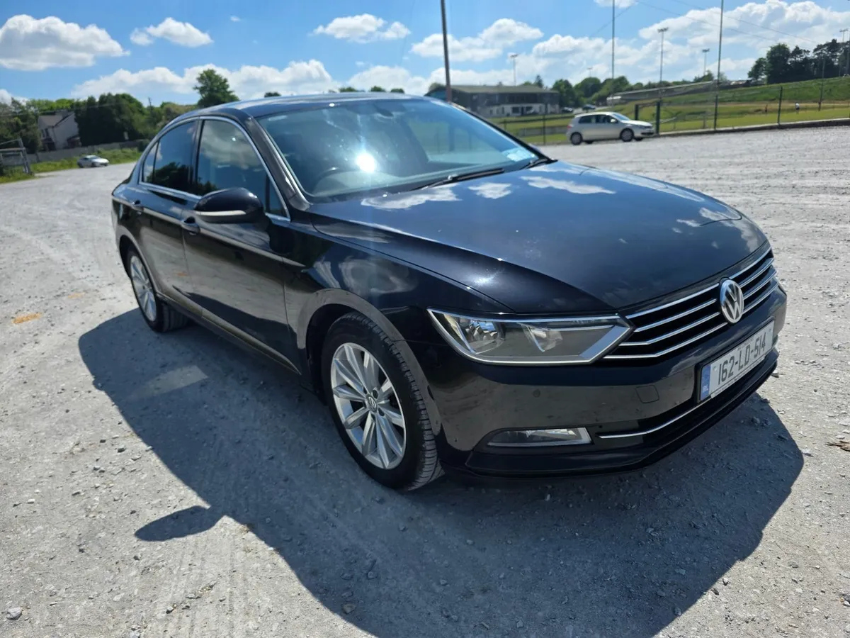 2016 Volkswagen Passat  2.0 TDI - Image 1