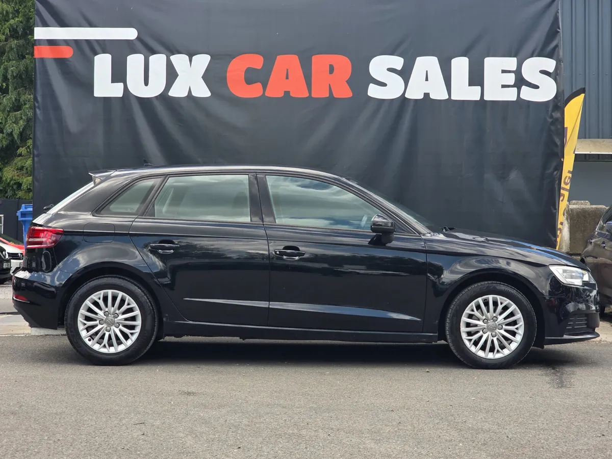 2016 Audi A3 1.6 TDI SE TECHNIK // NCT TILL 09/26 - Image 2