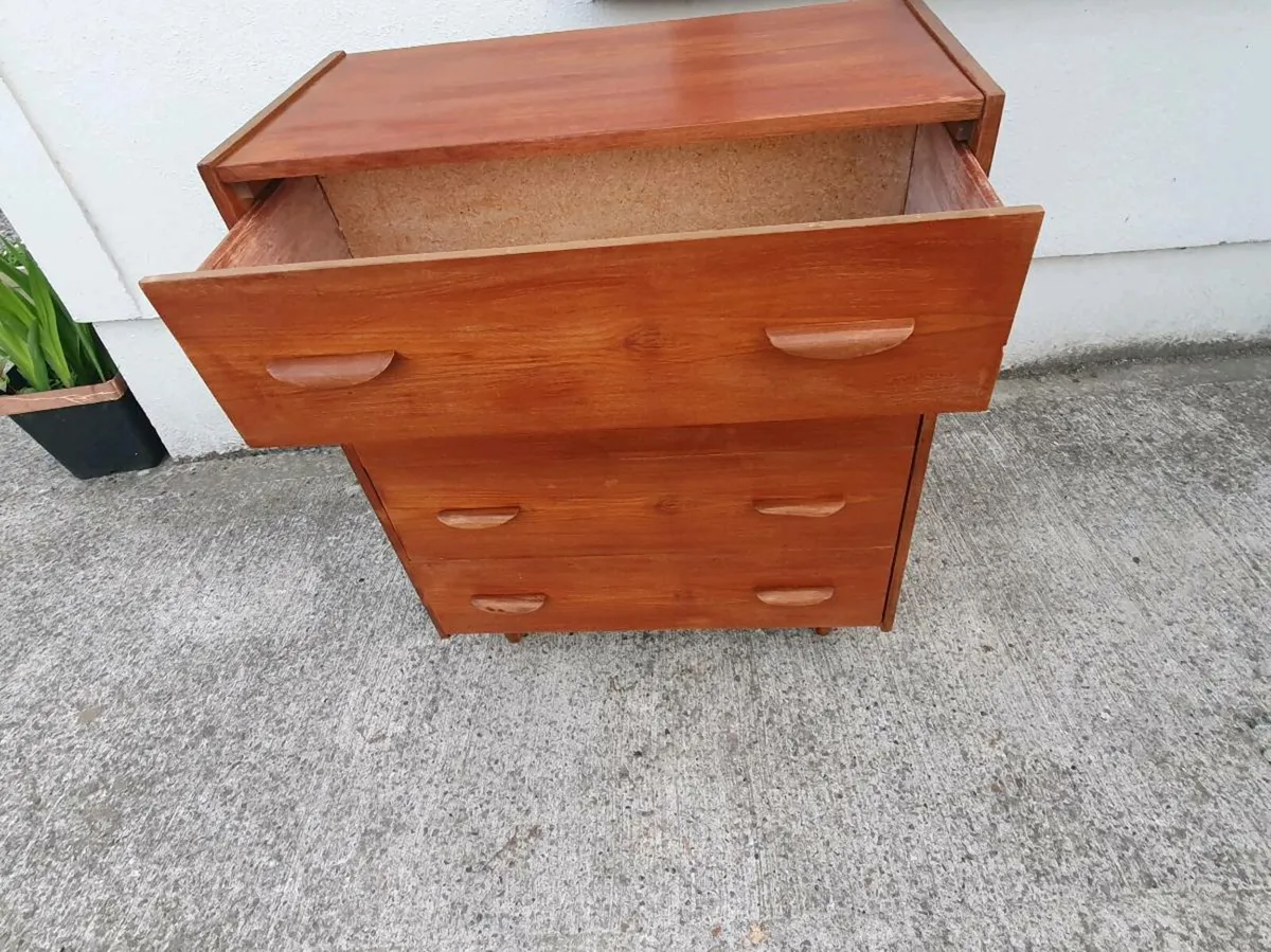 Mid century teak chest of drawers - Image 4