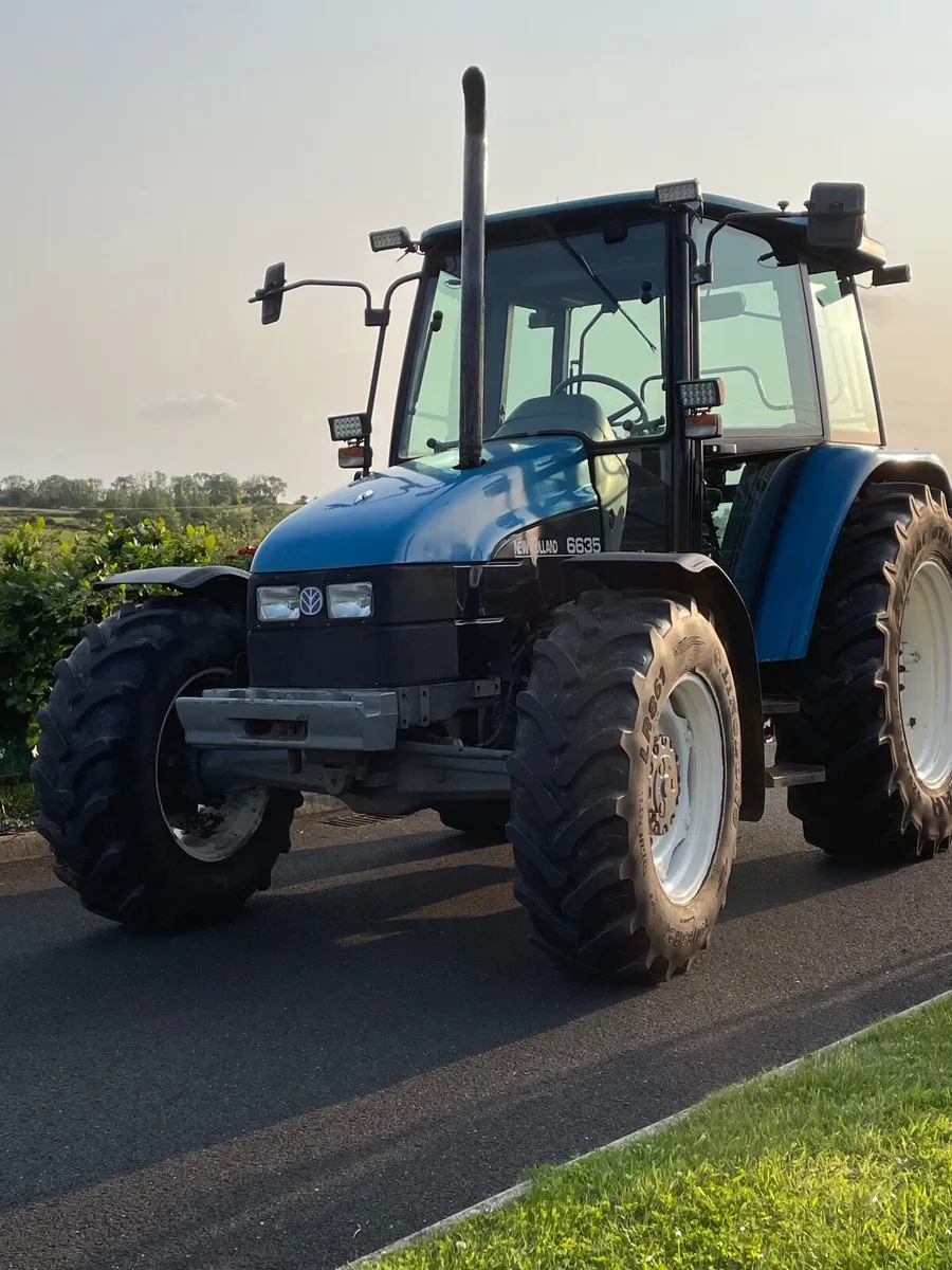 New Holland 6635 - Image 2