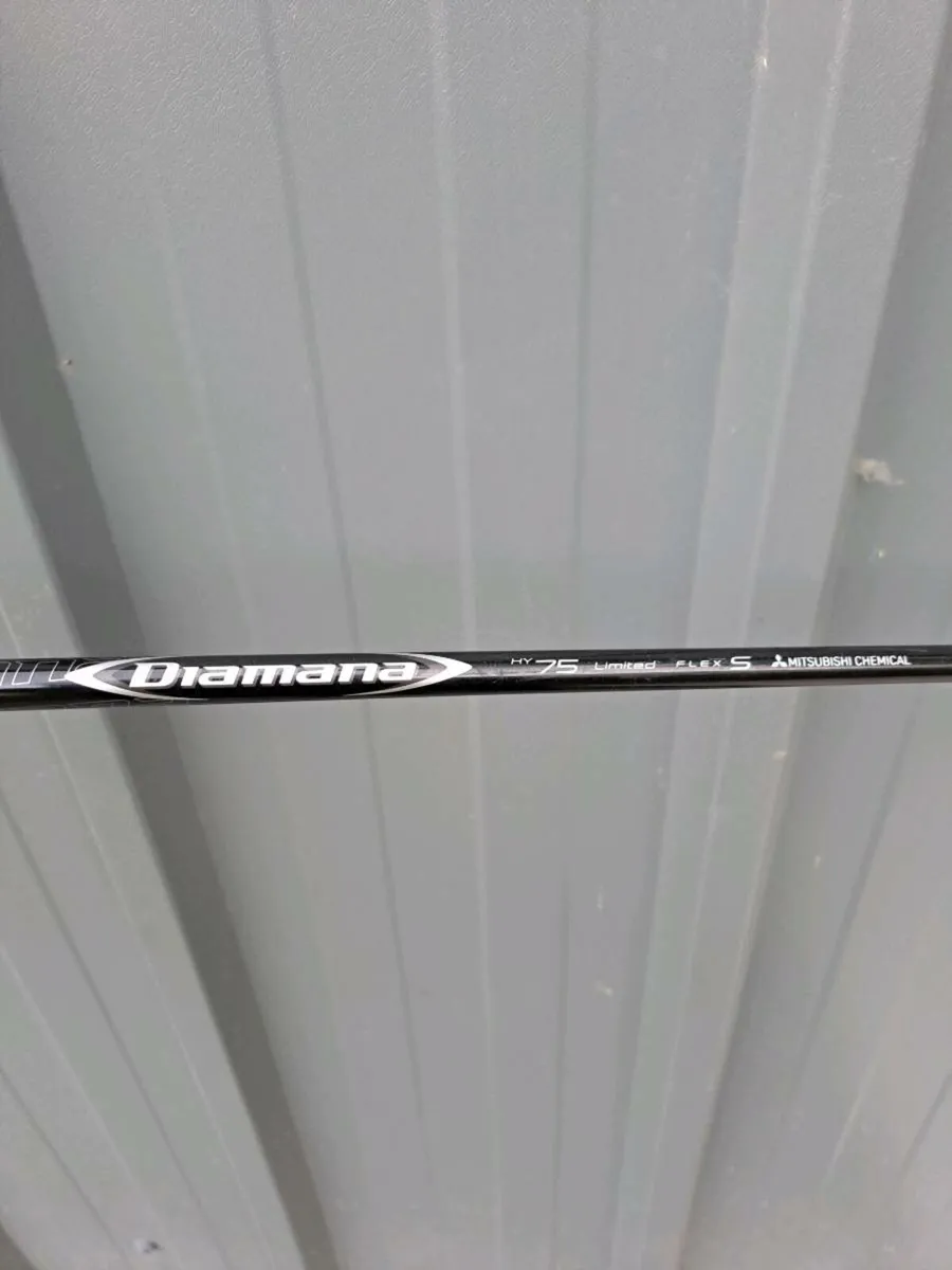Taylormade Sim DHY 2 Iron - Image 3
