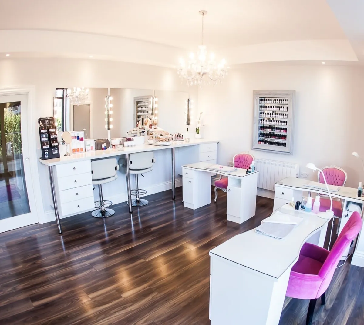 Beauty Salon - Image 3