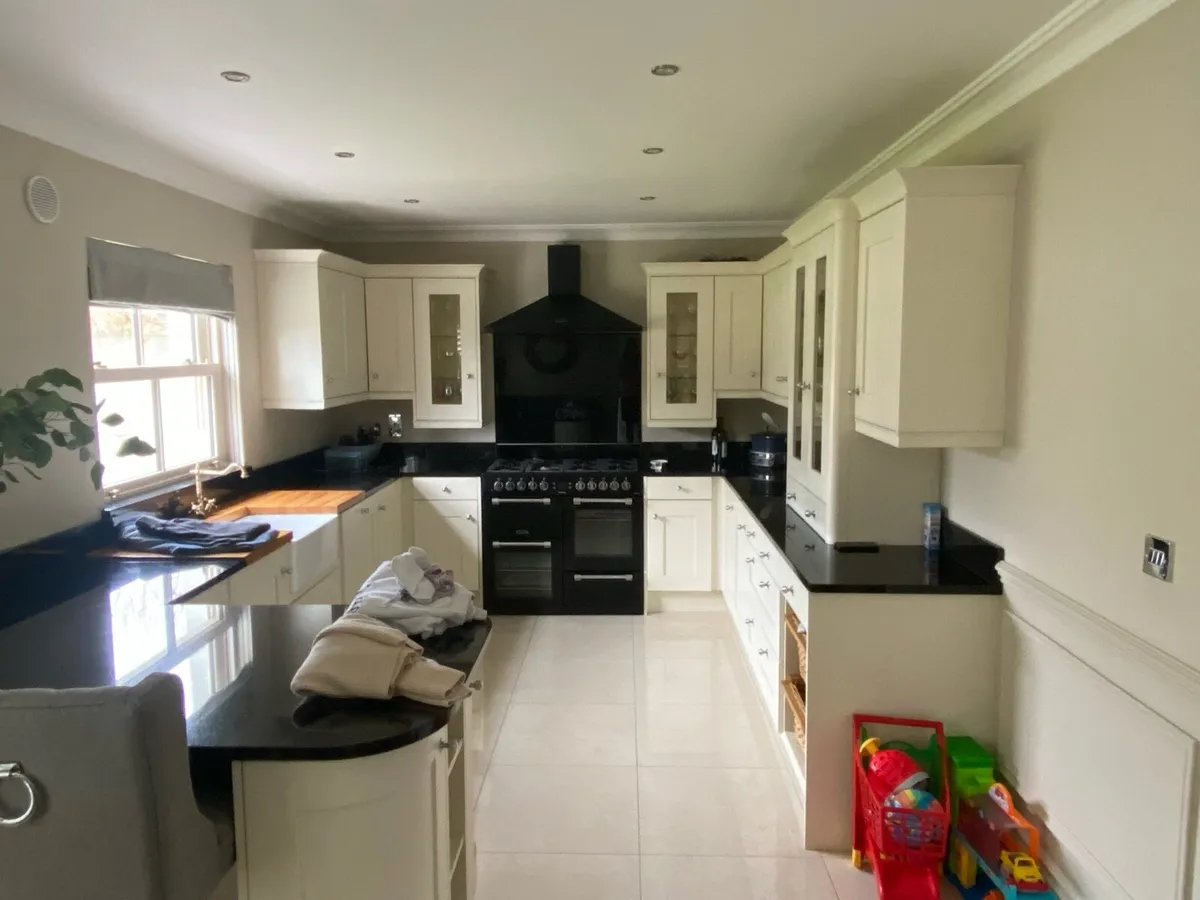 Black Granite Work Top - Image 4