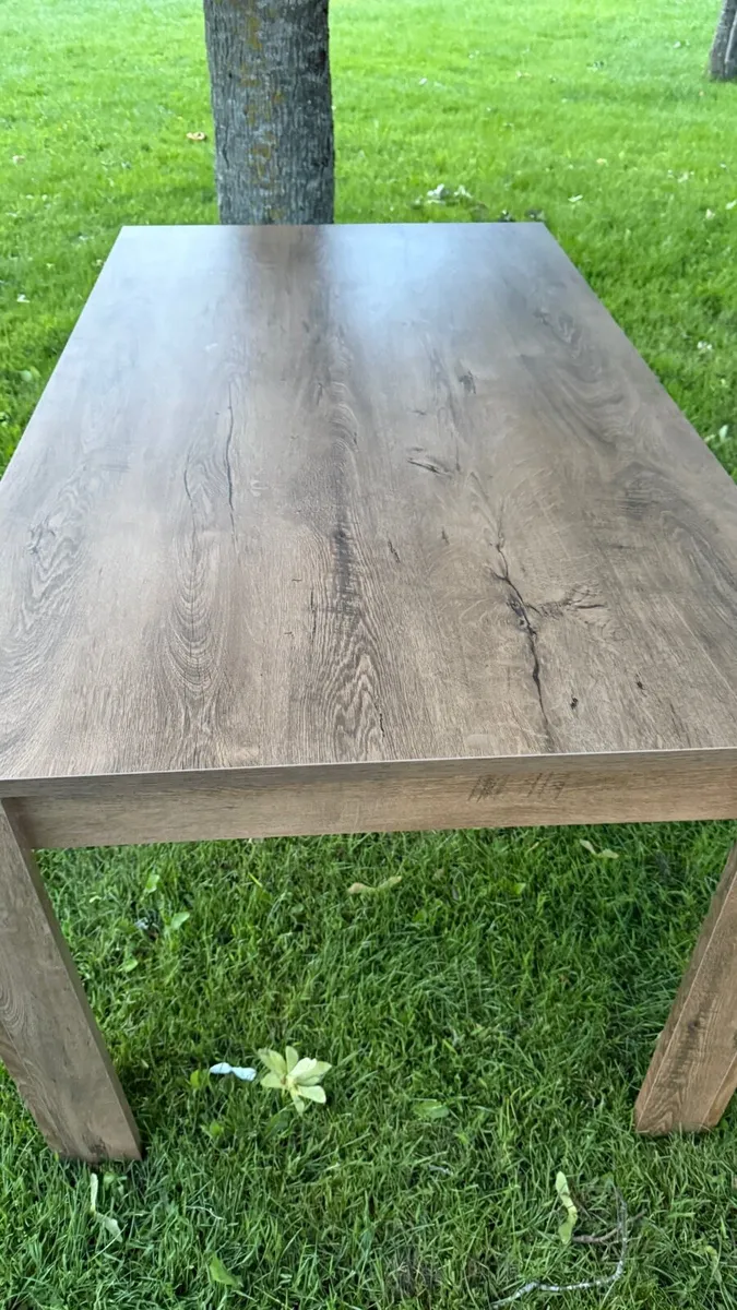 Dining table - Image 2