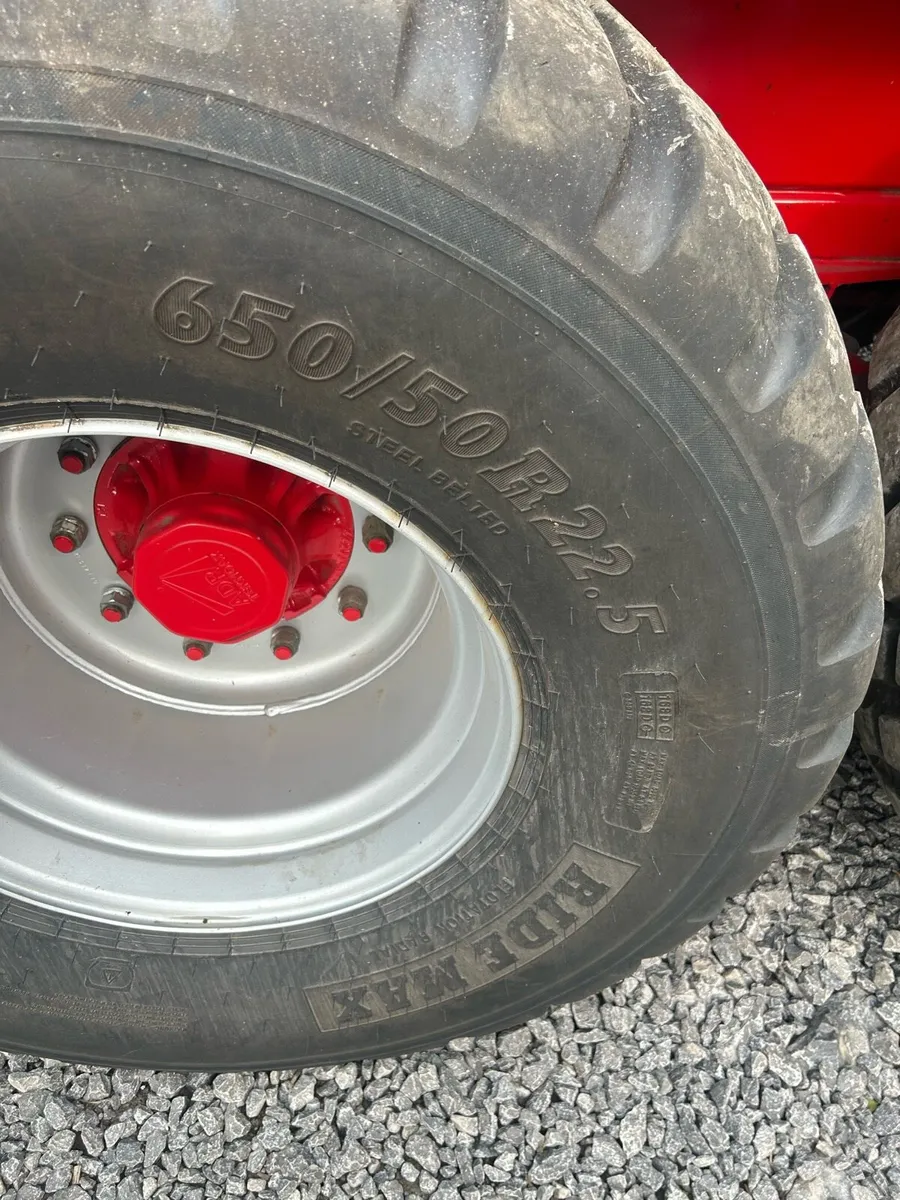 25 ft  red rock silage trailer - Image 2