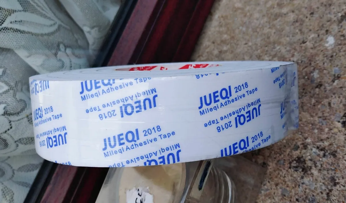 ROLL OF THICK ADHESIVE TAPE (BRAND NEW). - Image 2