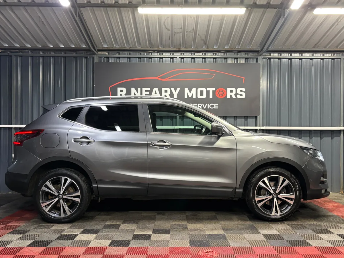 2019 Nissan Qashqai Diesel Manual High-Spec - Image 4