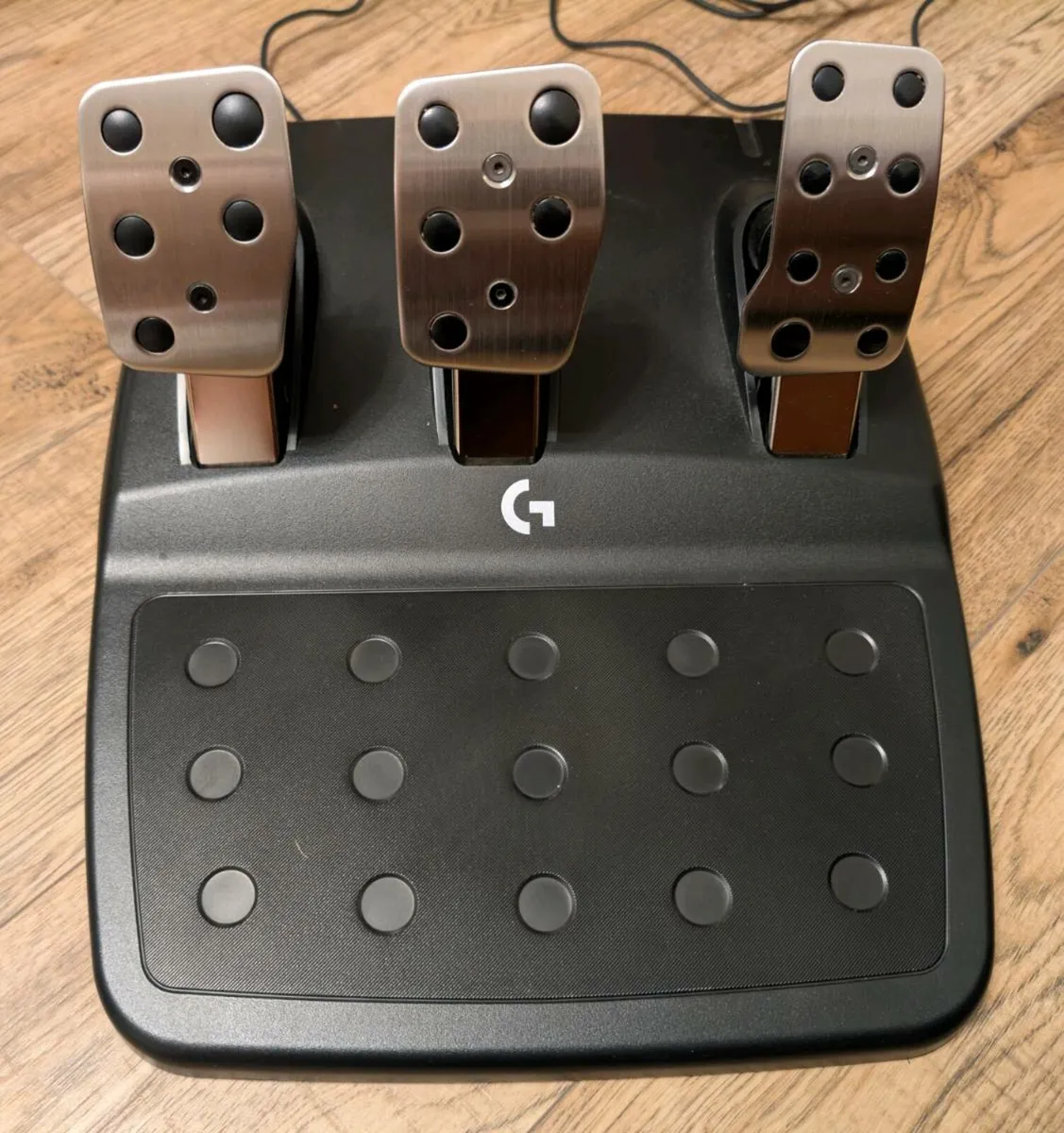 Logitech G923 Wheel and Pedals (Playstation\PC) - Image 2