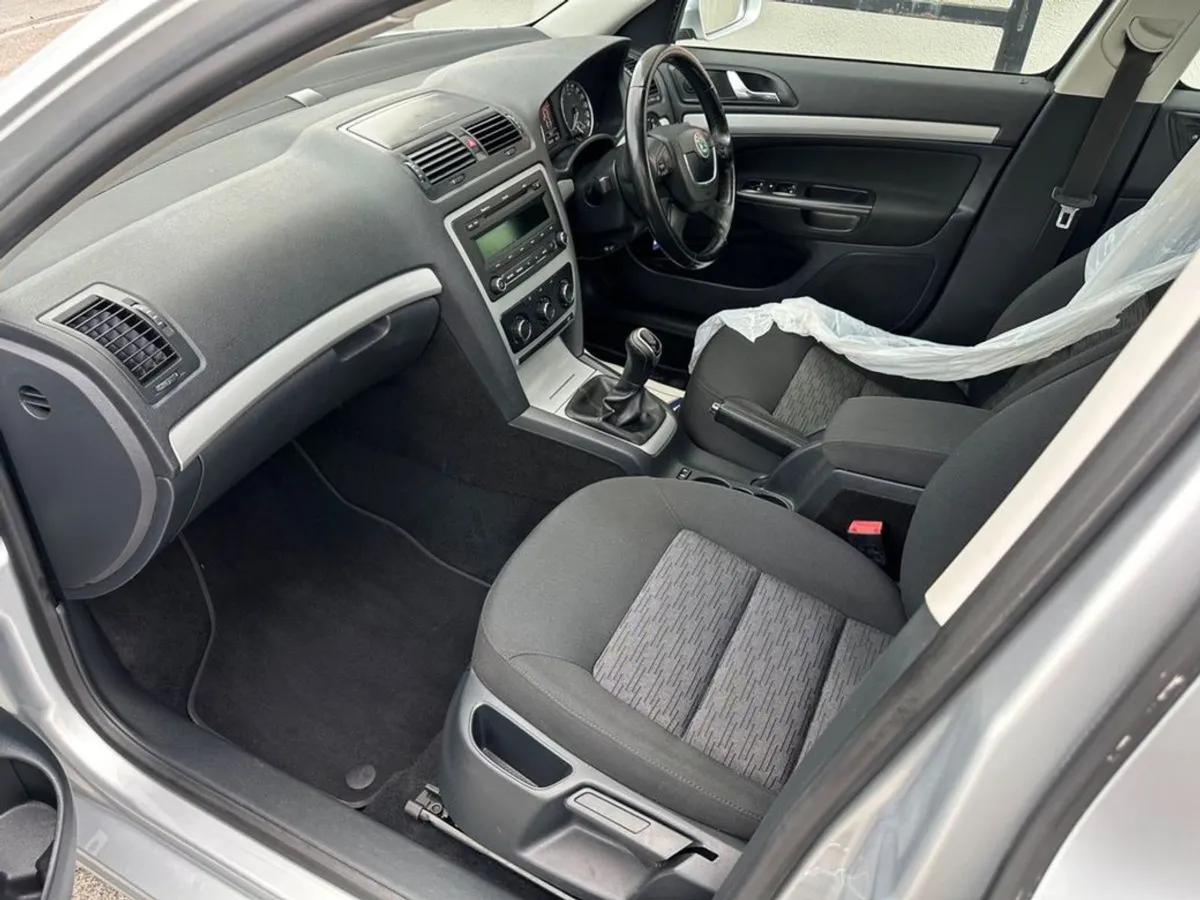Skoda Octavia 1.2 TSi 105 Petrol 165Km - Image 4