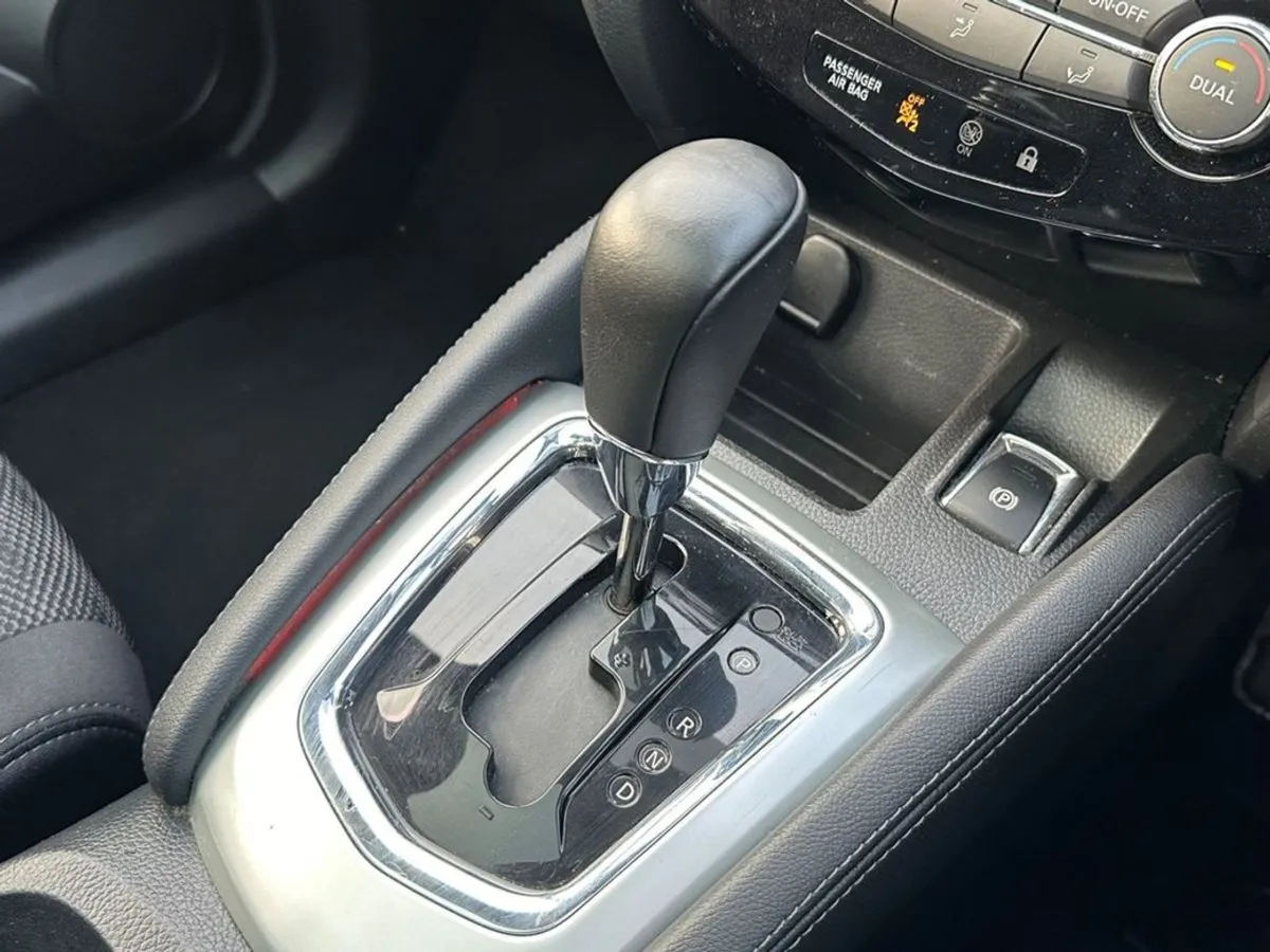 Nissan QASHQAI 1.6 130 SV Diesel Automatic - Image 2