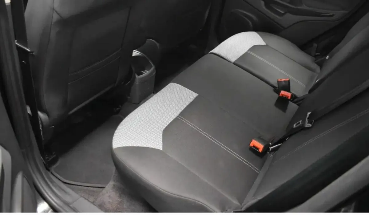 Car seats Ford Ecosport - Image 2