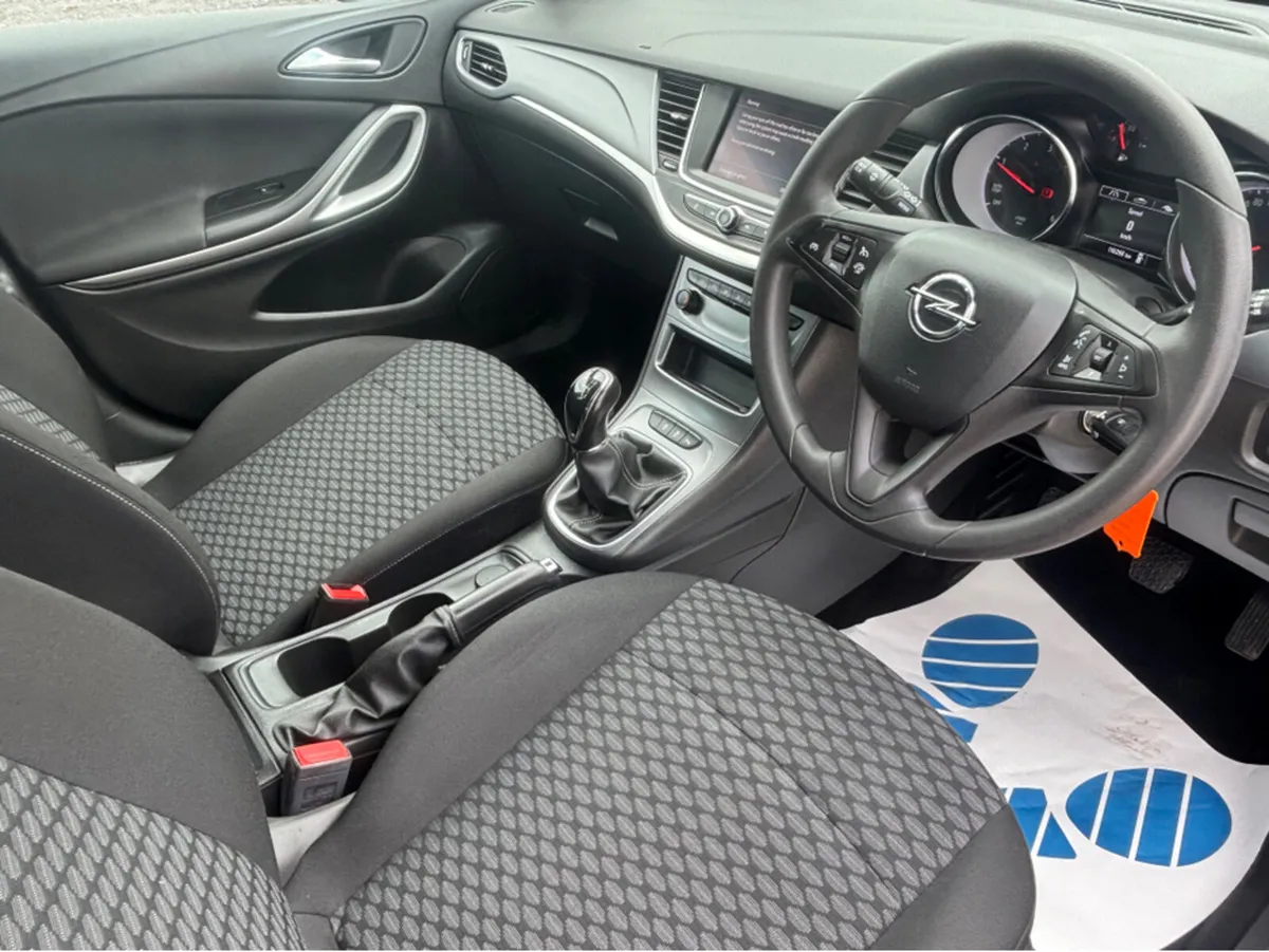 Opel Astra 1.5 TURBO D 105PS 5DR - Image 2