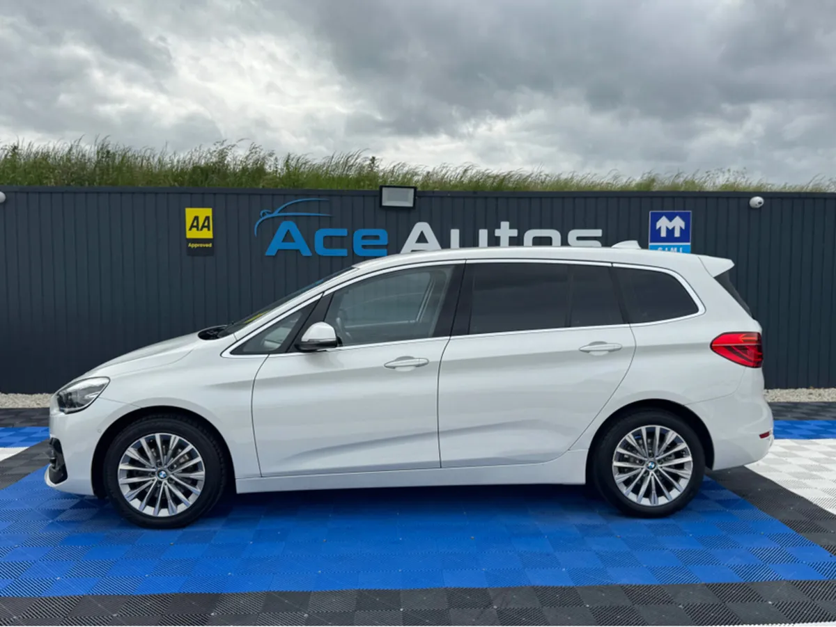 BMW 2-Series LUXURY - 1.5L PETROL - AUTO - 7 SEATS - Image 4