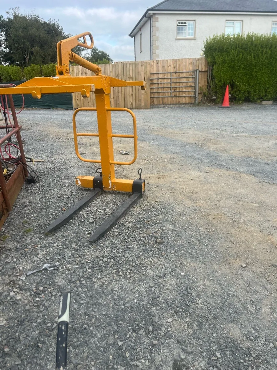 Pallet forks - Image 1