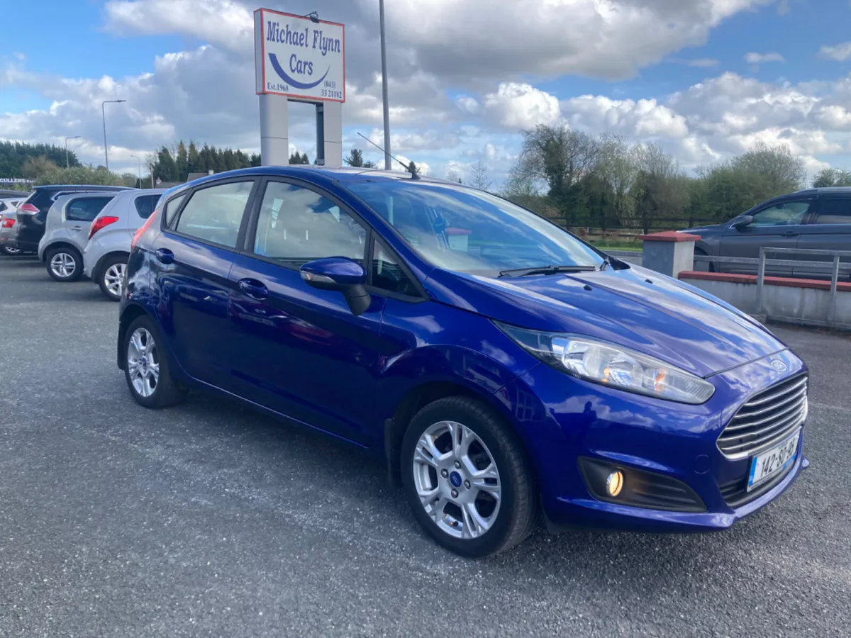 Ford Fiesta 1.25 Zetec 60ps 1 Lady Owner Irish 142 - Image 4