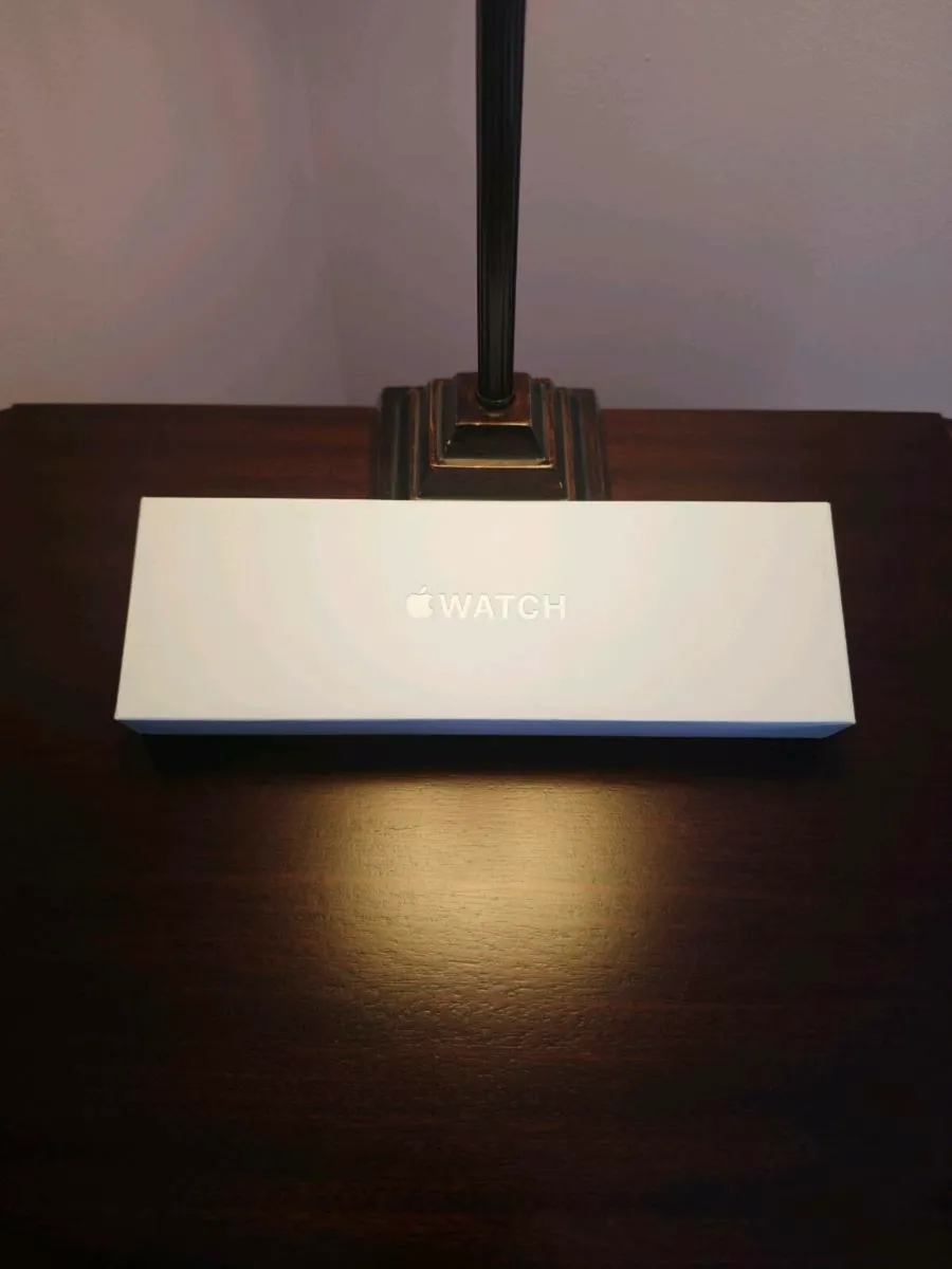 Apple Watch Series 10 46mm - Image 1