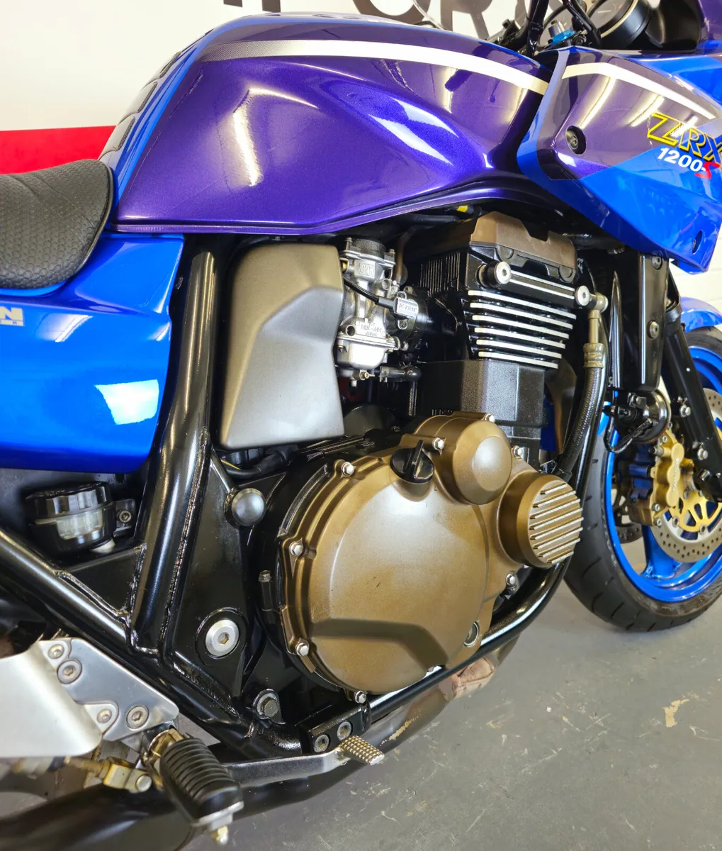 Kawasaki ZRX1200S - Image 2